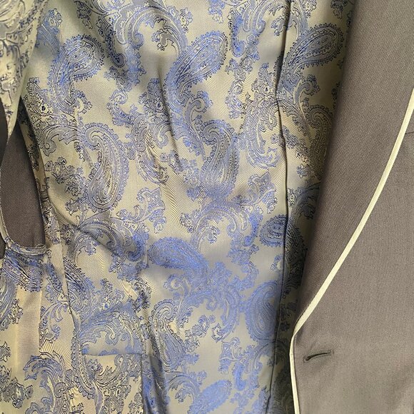 Custom-Tailored Classic Silver Grey Tuxedo - Picture 3 of 16